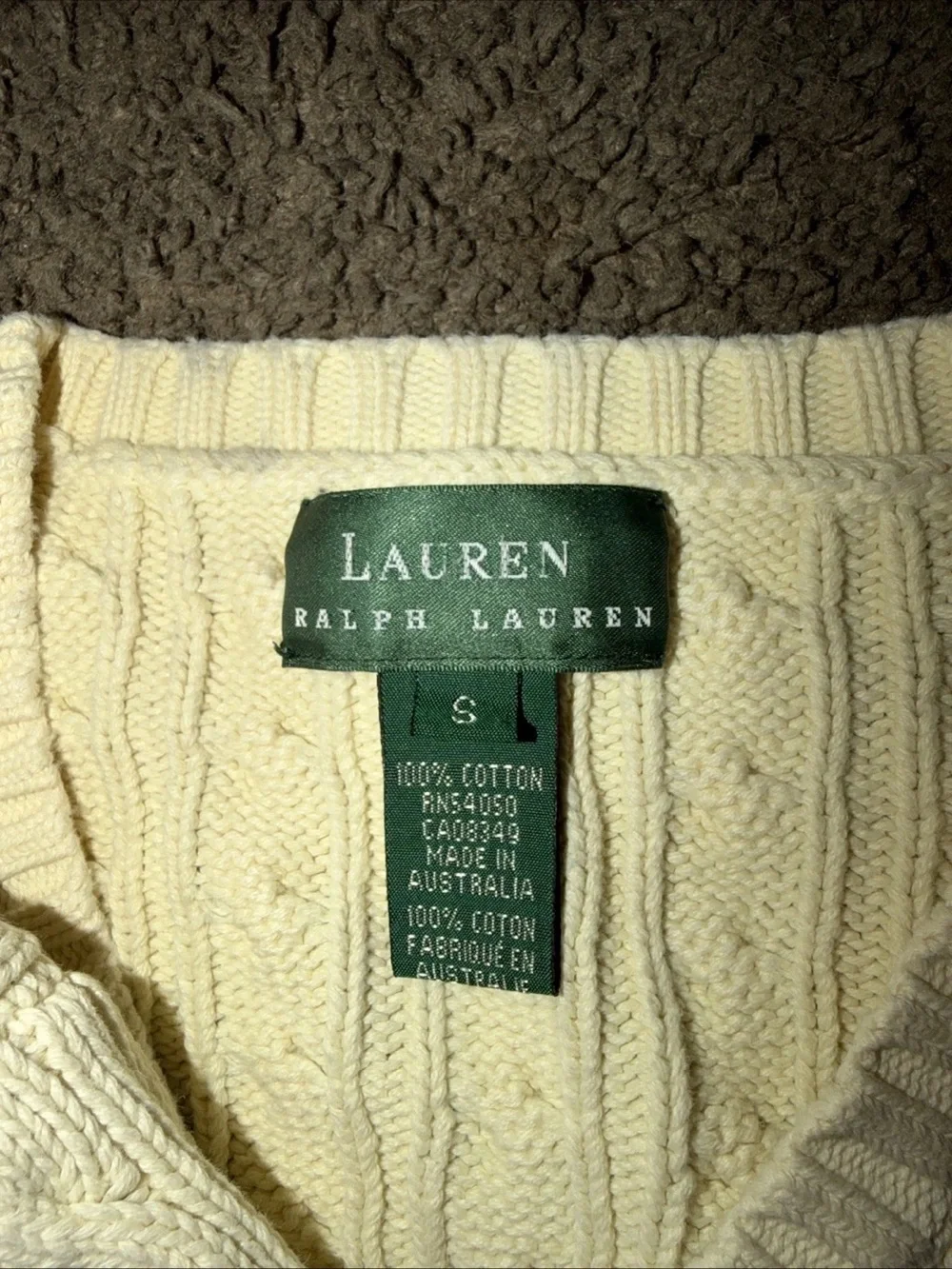 Lauren Ralph Lauren Off-White Cable-Knit V-Neck Sweater - Men's